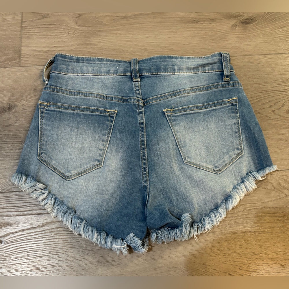 KanCan Blue Denim Frayed Jean Shorts - Size 25 - Picture 13 of 14